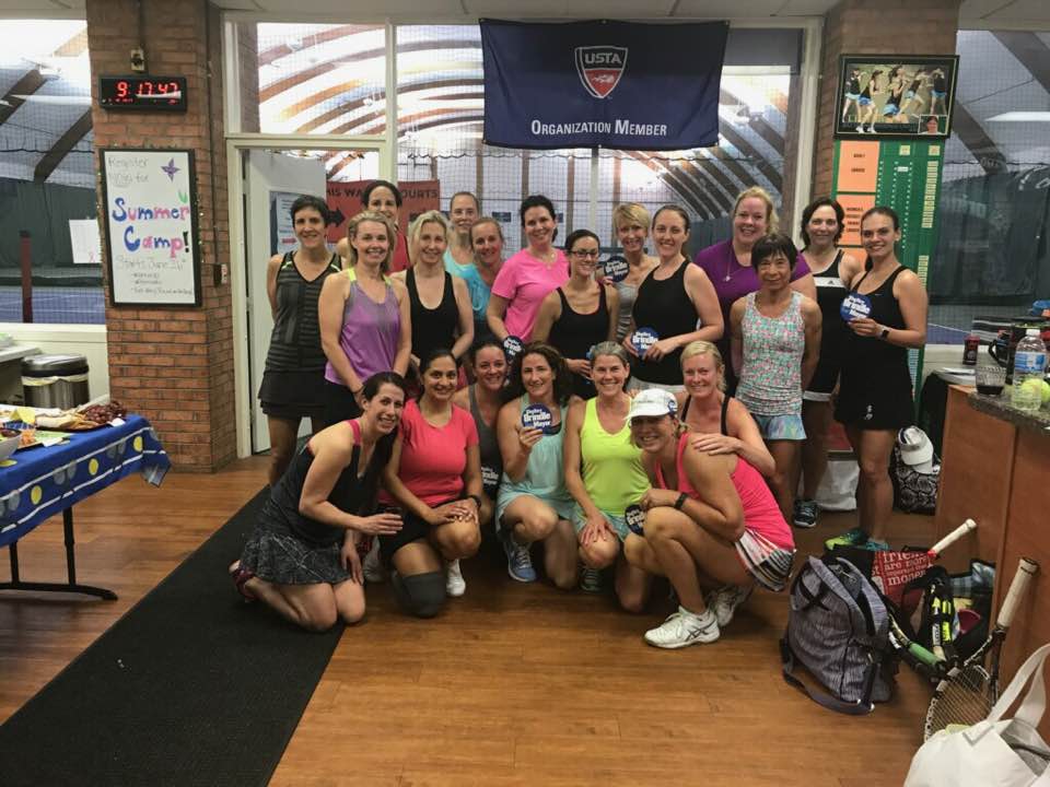 Women's tennis club group